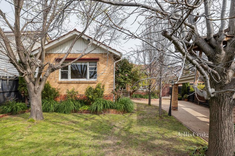 27 Purches Avenue Pascoe Vale South 3044