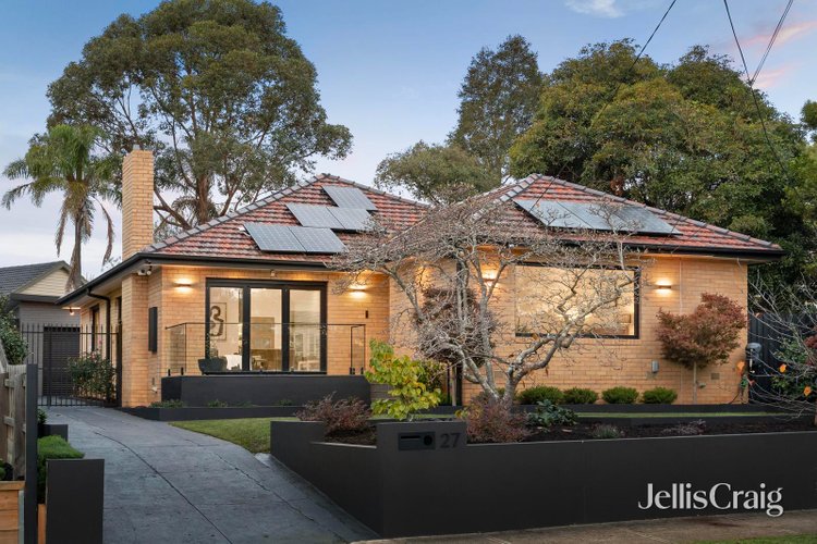 27 Raymond Street Blackburn North 3130