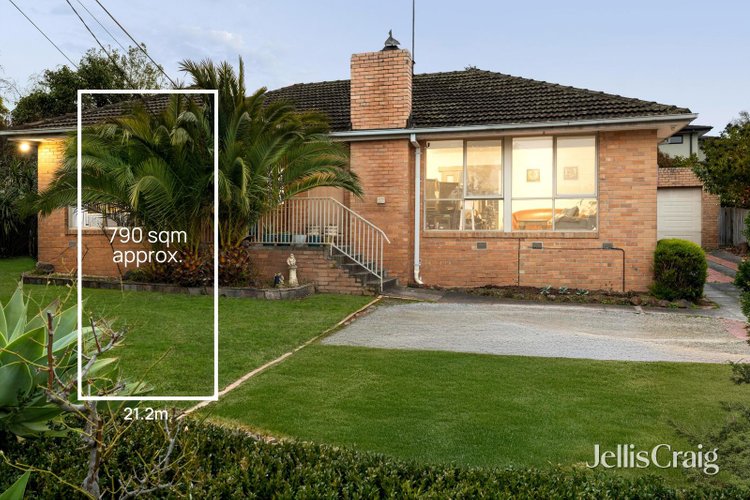 27 Saint Clair Crescent Mount Waverley 3149