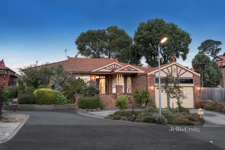 27 Stringybark Close Forest Hill 3131