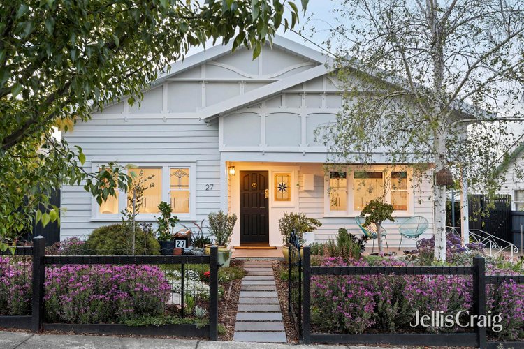 27 Stubbs Avenue North Geelong 3215