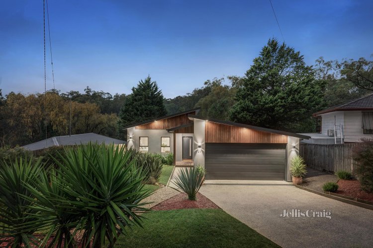 27 Tarhilla Drive Launching Place 3139