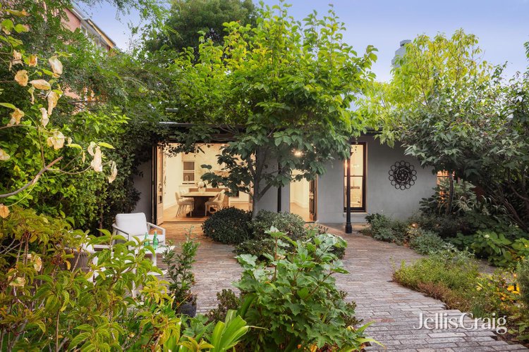 27 Tivoli Place South Yarra 3141