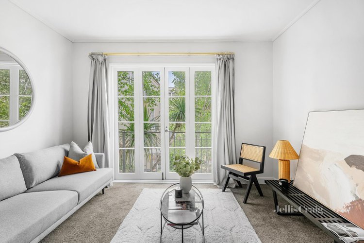 27 201 Wellington Parade South East Melbourne 3002