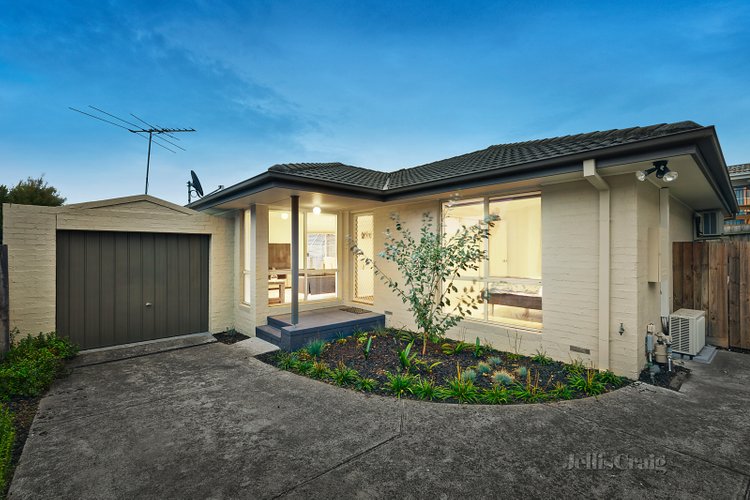 2/73 Bignell Road Bentleigh East 3165