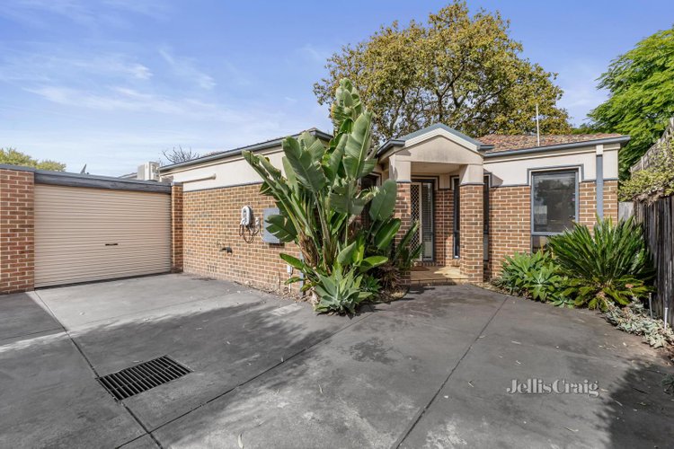 2 74 Marriott Street Parkdale 3195