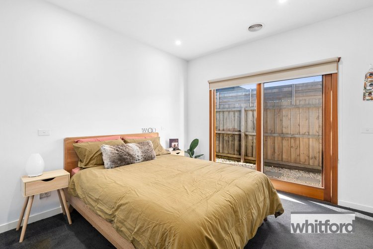 2/74 West Fyans Street, Newtown