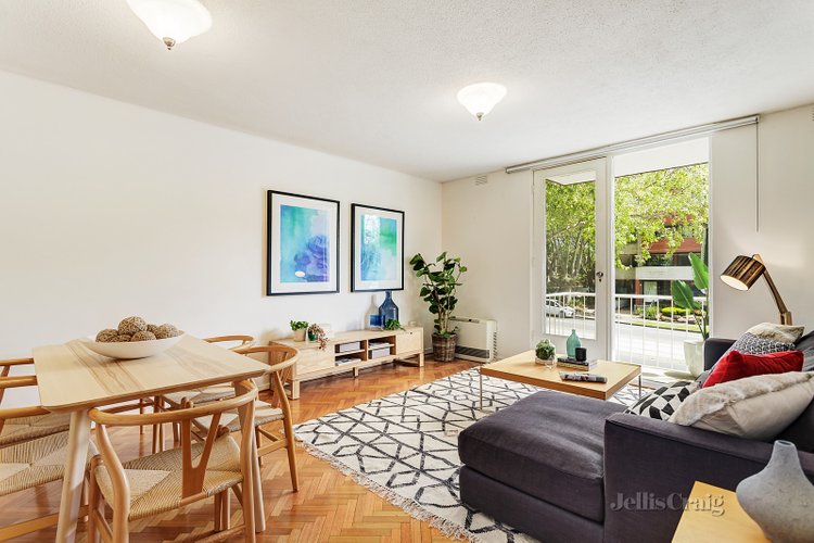 27/61a Haines Street North Melbourne 3051