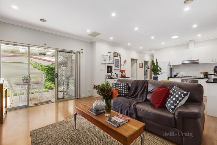 2/78 Strathmerton Street Reservoir 3073