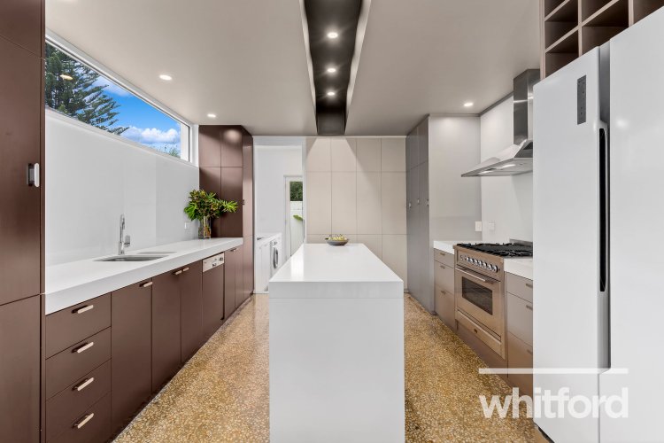 279 Autumn Street, Manifold&nbsp;Heights
