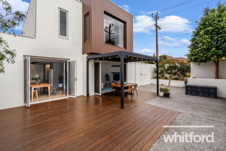 279 Autumn Street, Manifold&nbsp;Heights