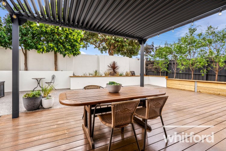 279 Autumn Street, Manifold&nbsp;Heights