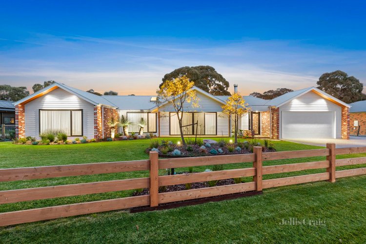 28-29 Alfred Court Ocean Grove 3226