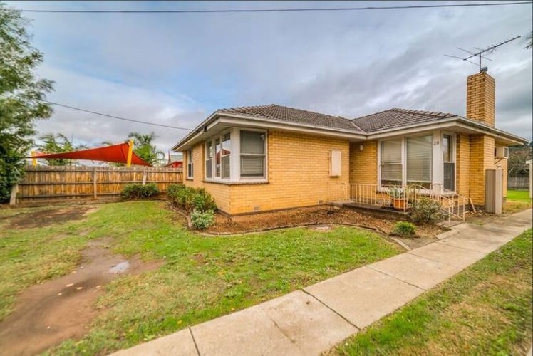 28 Bond Street  Ringwood 3134