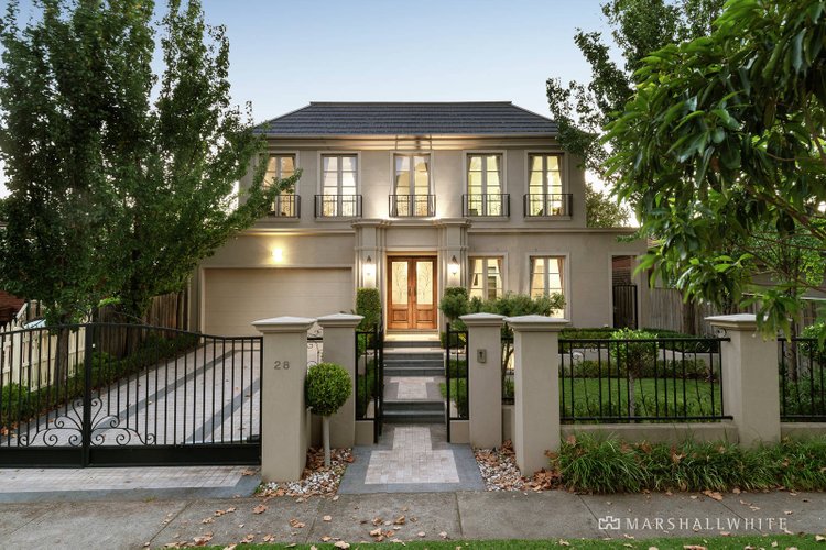 28 Bowen Street