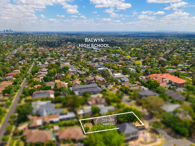 28 Burroughs Road Balwyn 3103