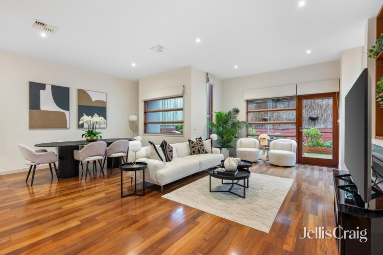 2 8 Clifton Road Hawthorn East 3123
