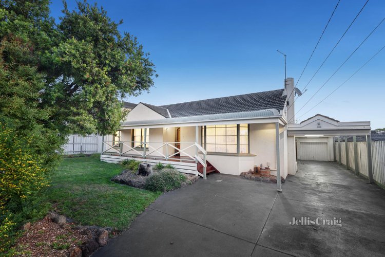 28 Crest Grove Nunawading 3131
