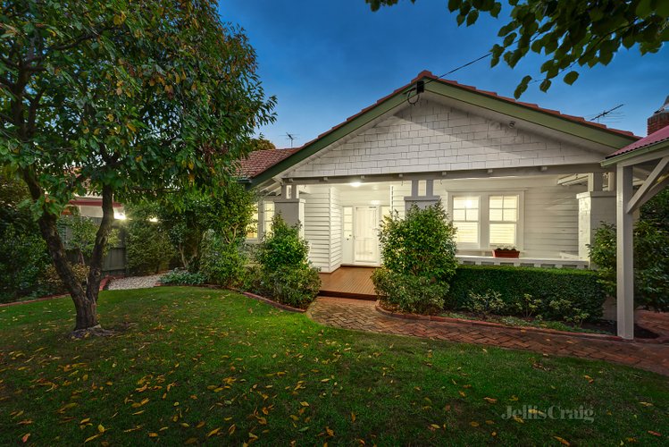 28 Grandview Avenue Glen Iris 3146