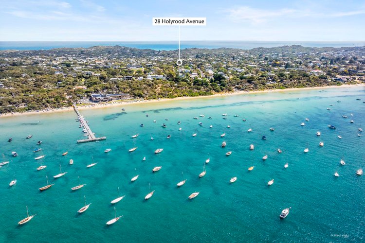 28 Holyrood Avenue Sorrento 3943
