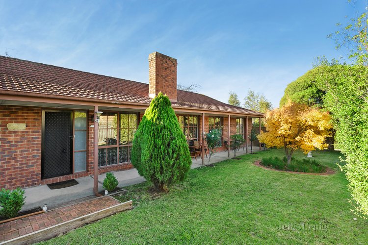 2/8 Hope Avenue Donvale 3111