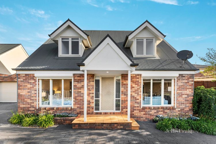 2 8 Park Road Donvale 3111