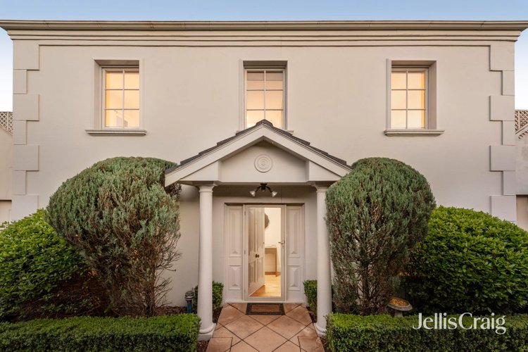 2 8 Paxton Street Malvern East 3145