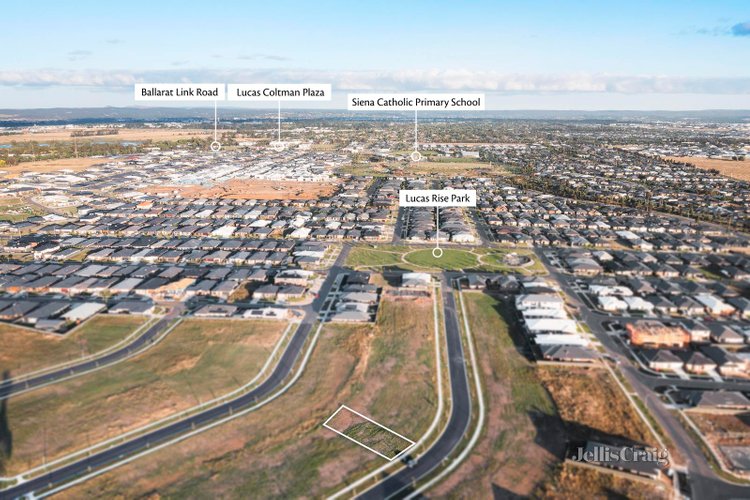 28 Soderstrom Street Lucas 3350