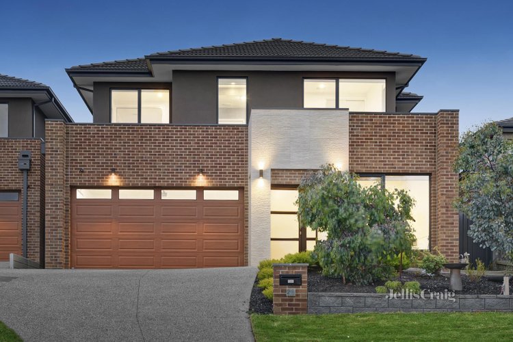 2 8 Standring Close Donvale 3111