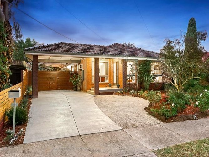 28 Tadstan Drive Tullamarine 3043