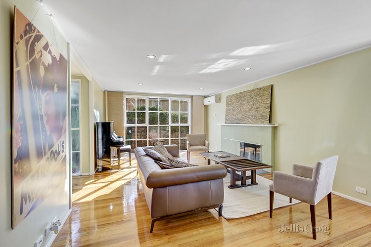 28 Tarella Drive Mount Waverley 3149