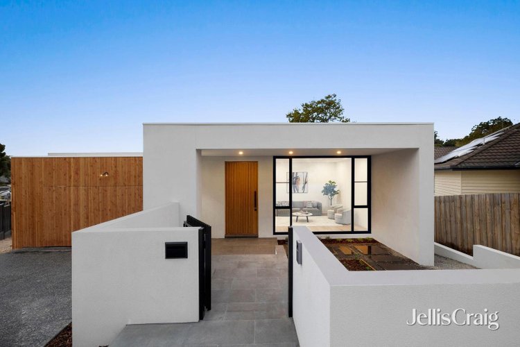 28 Trent Court Burwood East 3151