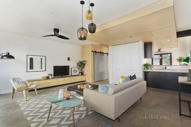 2/80 Clyde Street Thornbury 3071
