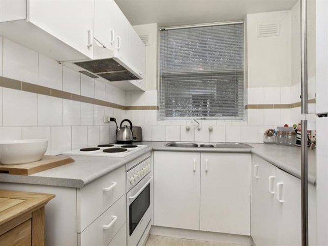 2 813 Punt Road South Yarra 3141