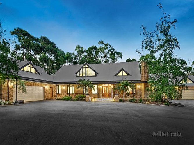 281A Cambridge Road Mooroolbark 3138