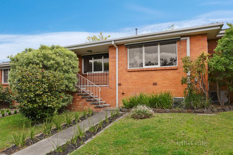 2/82 Victoria Crescent Mont Albert 3127