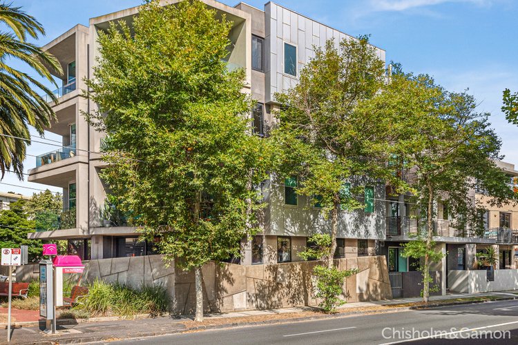 28 220 Barkly Street St Kilda 3182