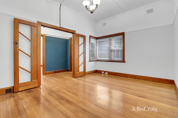 2/827 Park Street Brunswick 3056