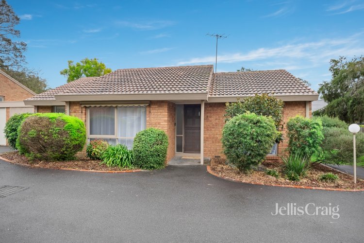 2/85-87 Park Road Eltham 3095