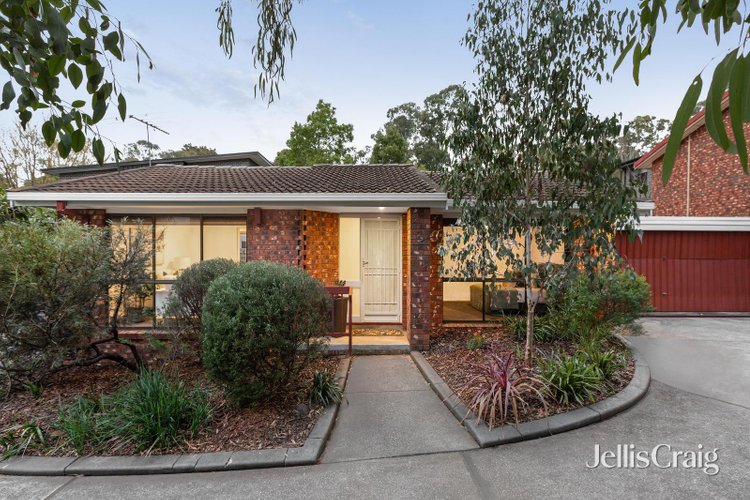 2 86 Karingal Drive Eltham North 3095