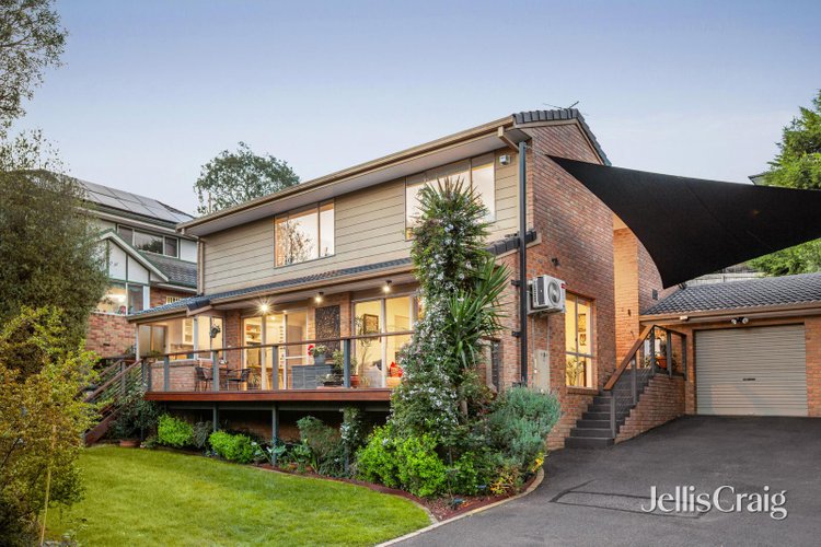 2 9-11 Grove Street Eltham 3095