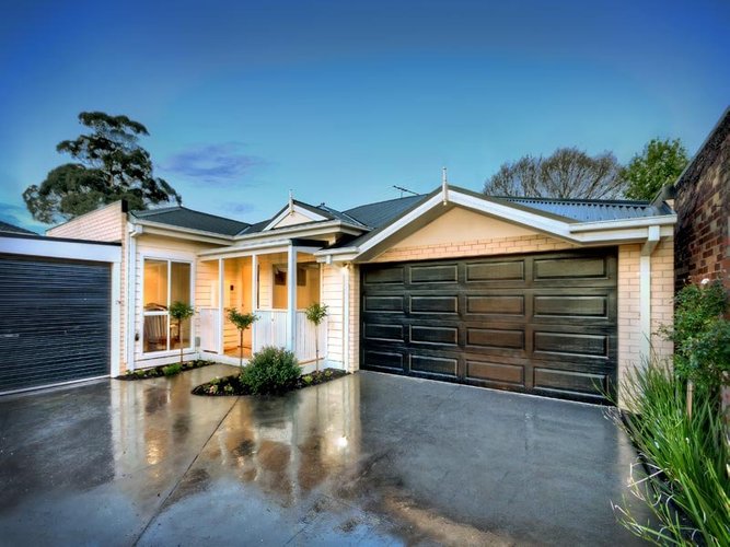 2 9 Burch Street Blackburn North 3130