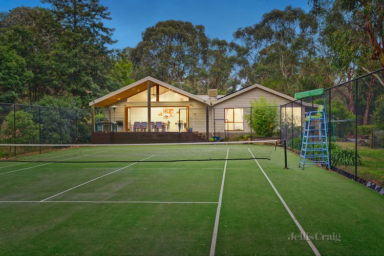 29 Cherry Tree Road Hurstbridge 3099