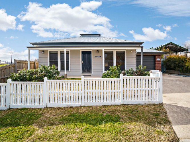 29 Dodds Lane Ballarat East 3350