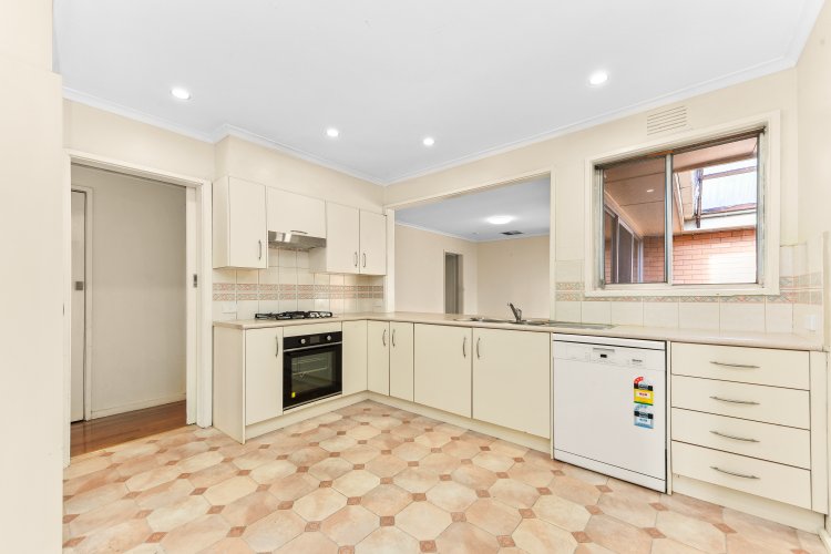 29 Driftwood Drive Glen Waverley 3150