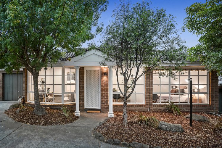 2/9 Elizabeth Street Montmorency 3094