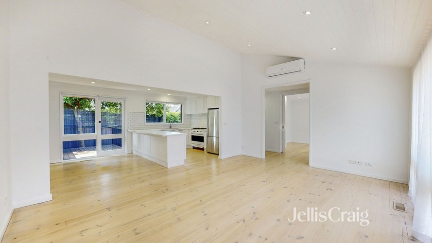 2/9 Erica Ave  Glen Iris 3146