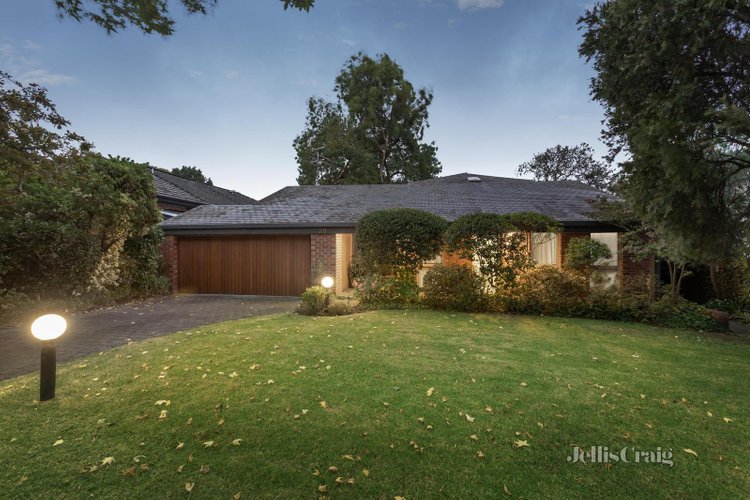 29 Inverness Way Balwyn North 3104