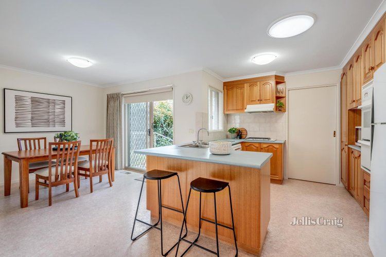 29 Jacqueline Road Mount Waverley 3149