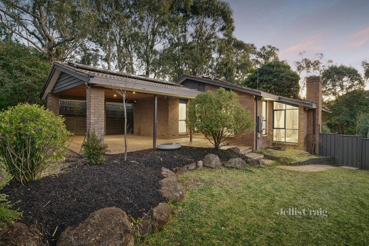 29 Leane Drive Eltham 3095